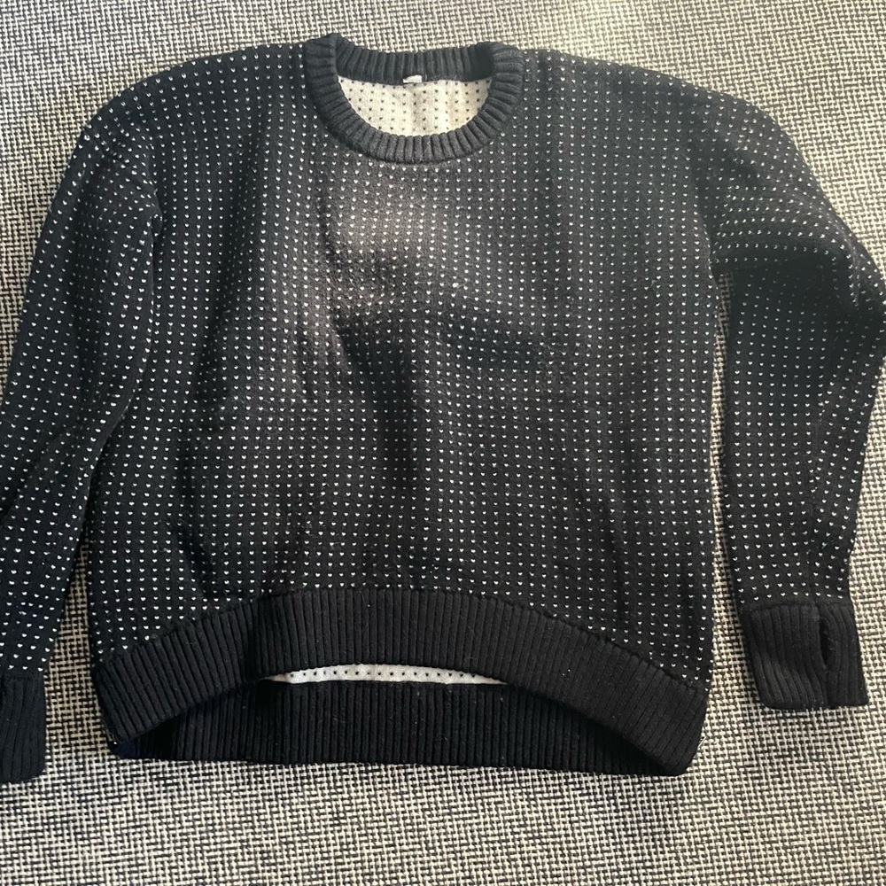 Lilulemon very thick crewneck sweater